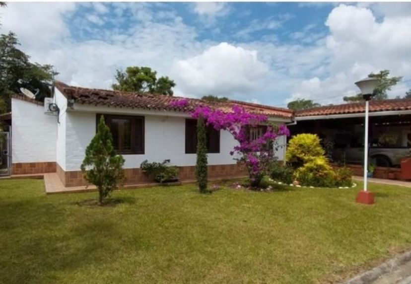 Foto Casa en Venta en Sur, Jamundí, Valle Del Cauca - $ 550.000.000 - doVWTDO760613 - BienesOnLine