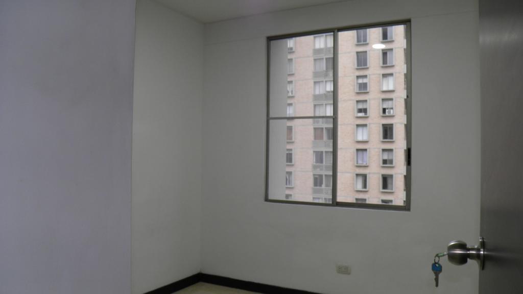 Apartamento En Arriendo - Urbanización La Flora, Cali