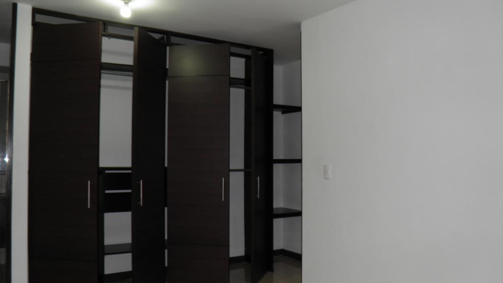 Apartamento En Arriendo - Urbanización La Flora, Cali
