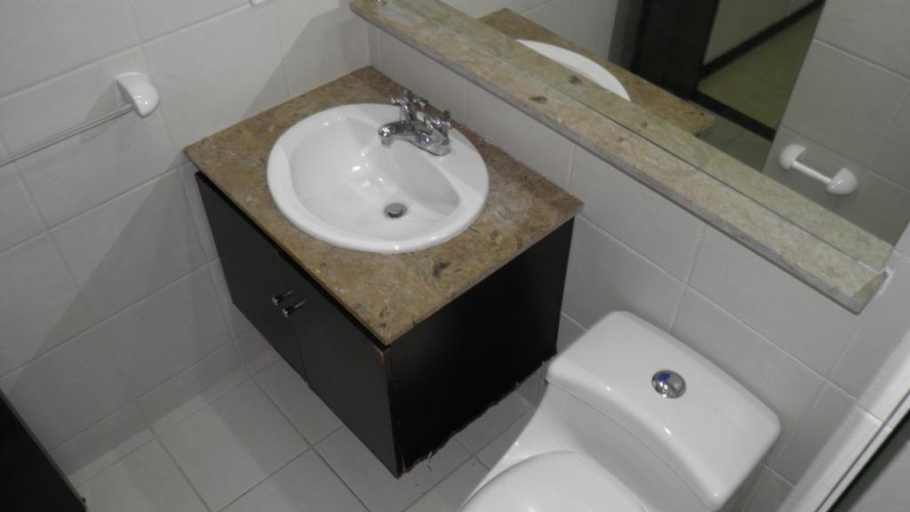 Apartamento En Arriendo - Urbanización La Flora, Cali