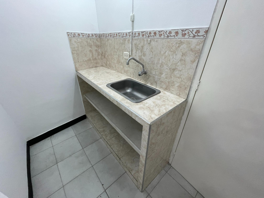Consultorio En Arriendo - San Vicente, Cali