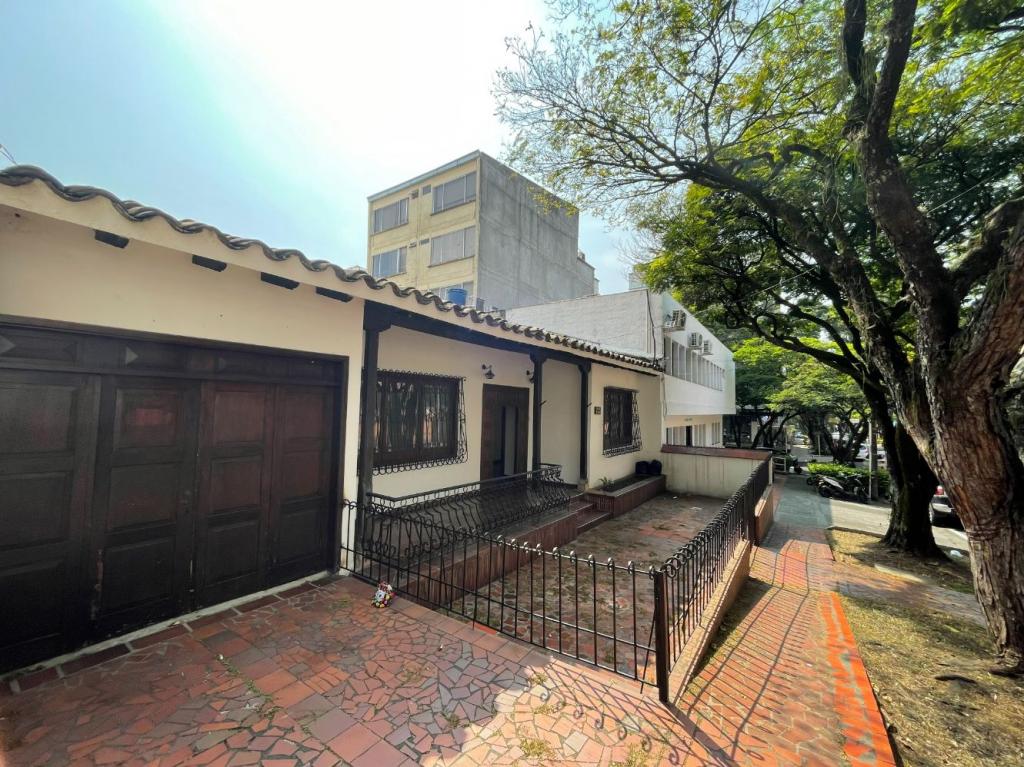 Casa En Arriendo/Venta - San Fernando, Cali