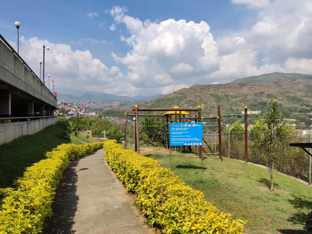 Apartamento En Venta - Aguacatal, Cali