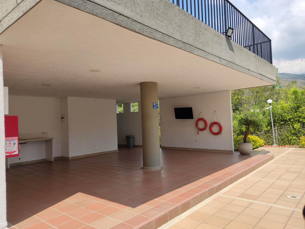 Apartamento En Venta - Aguacatal, Cali