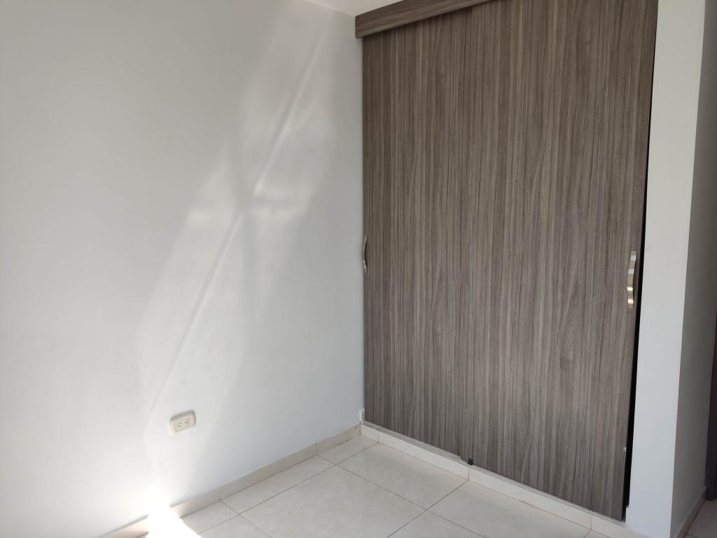 Apartamento En Venta - Aguacatal, Cali