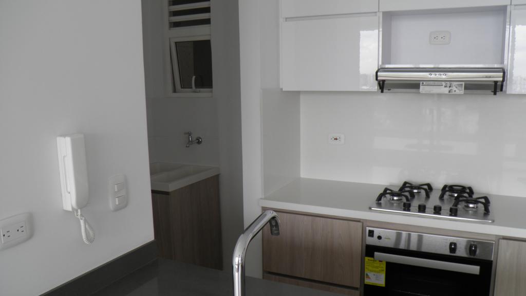 Apartamento En Arriendo - Urbanización La Flora, Cali