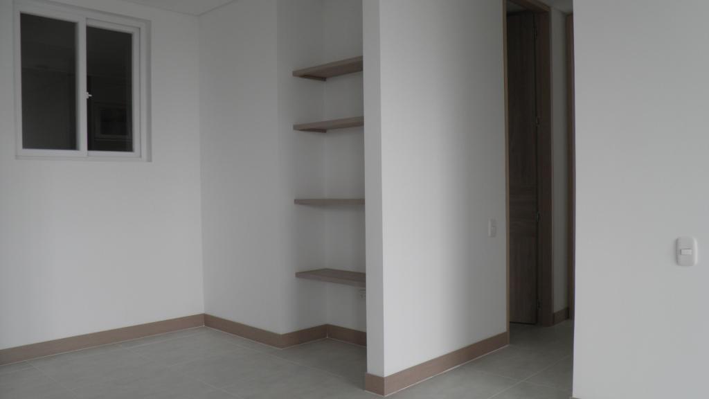 Apartamento En Arriendo - Urbanización La Flora, Cali