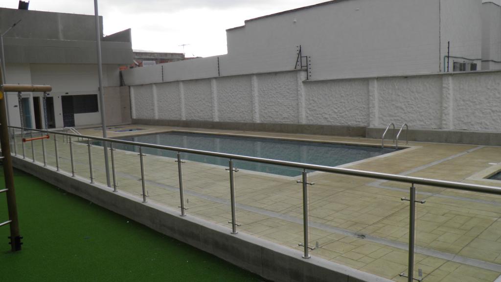 Apartamento En Arriendo - Urbanización La Flora, Cali