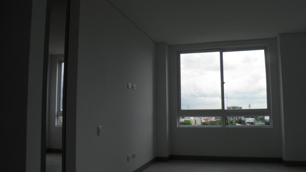 Apartamento En Arriendo - Urbanización La Flora, Cali