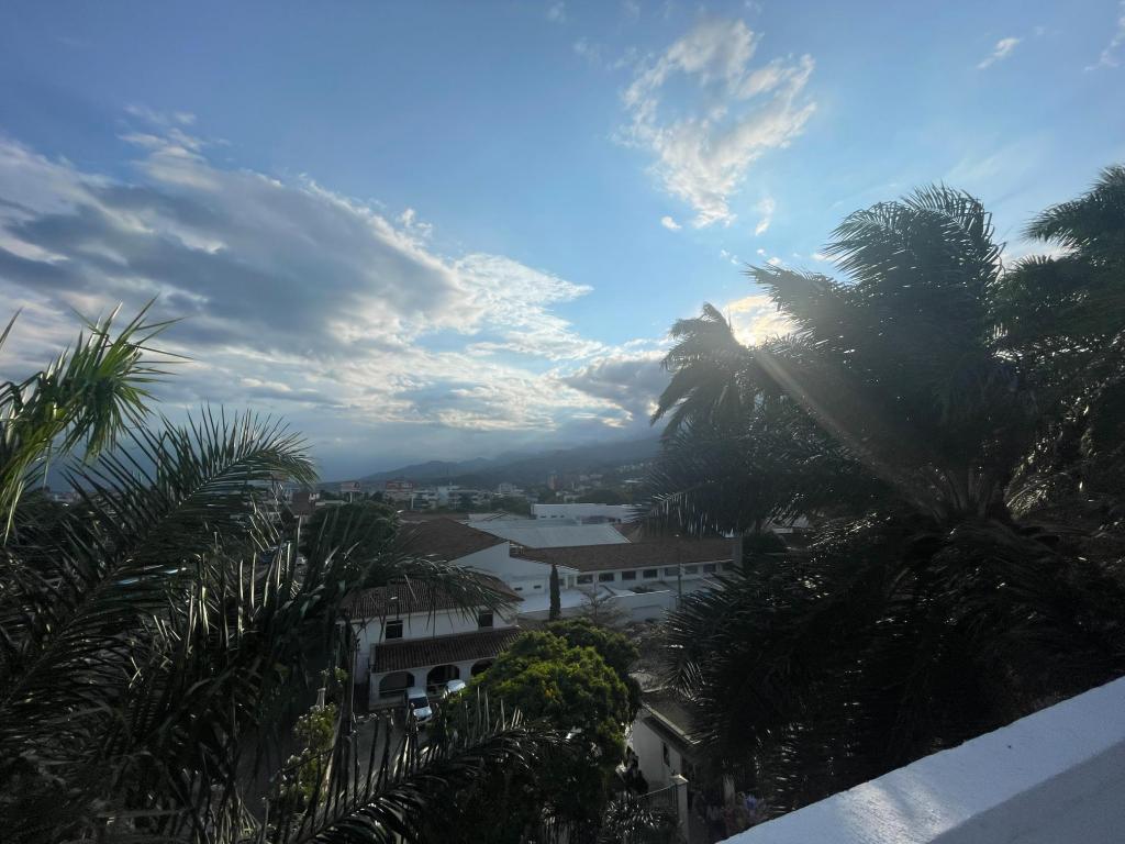 Apartaestudio En Arriendo - Los Libertadores / Miraflores, Cali