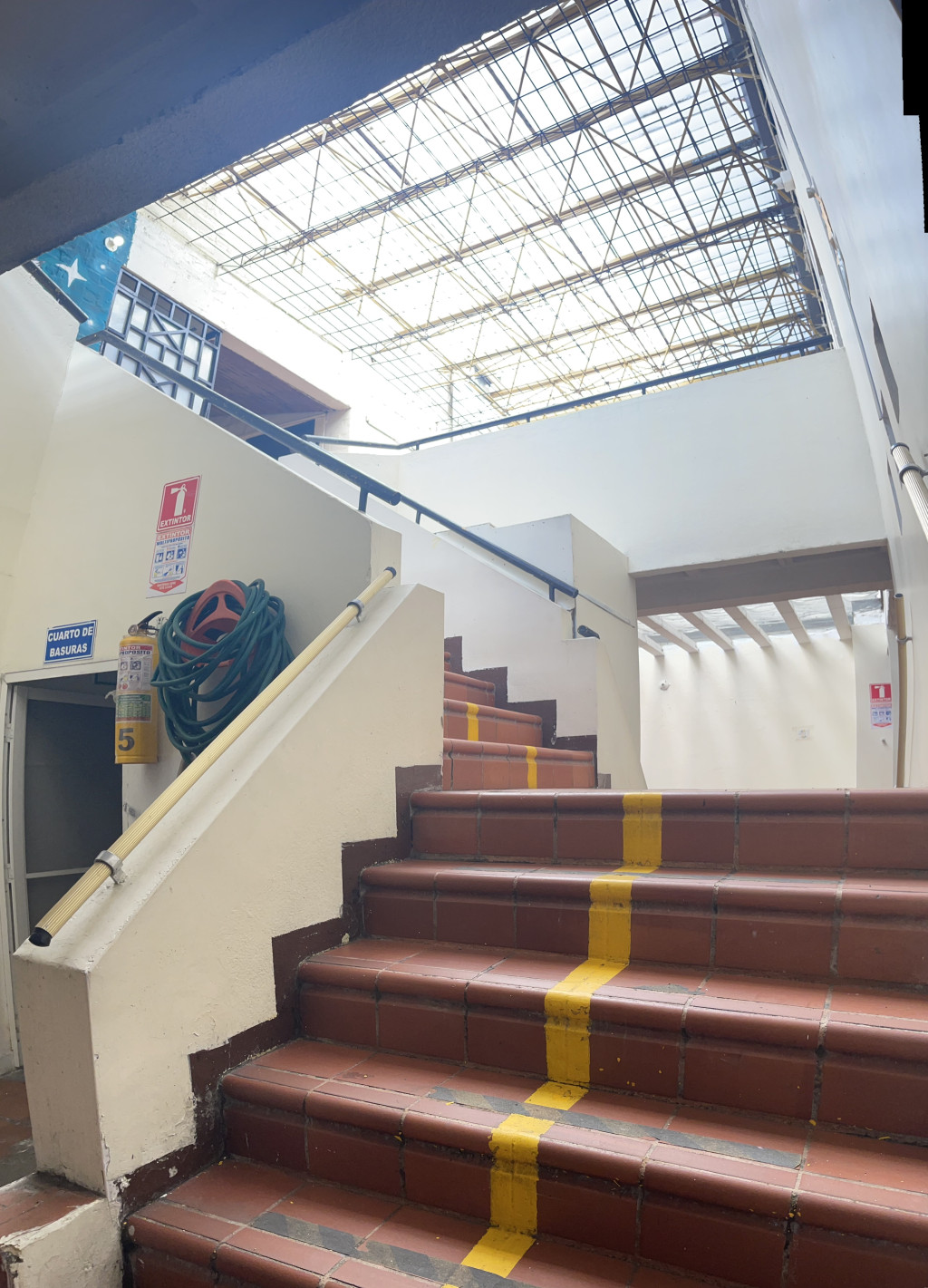 Comercial (Casa Para Comercio) En Venta - San Antonio, Cali