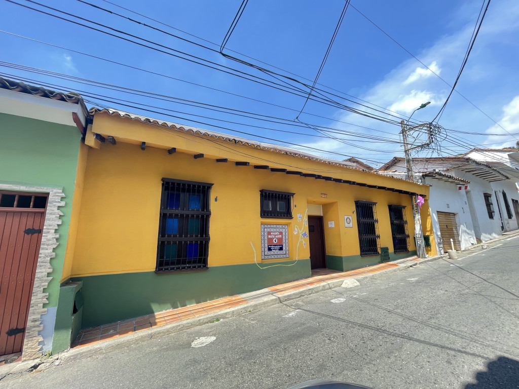 Comercial (Casa Para Comercio) En Venta - San Antonio, Cali