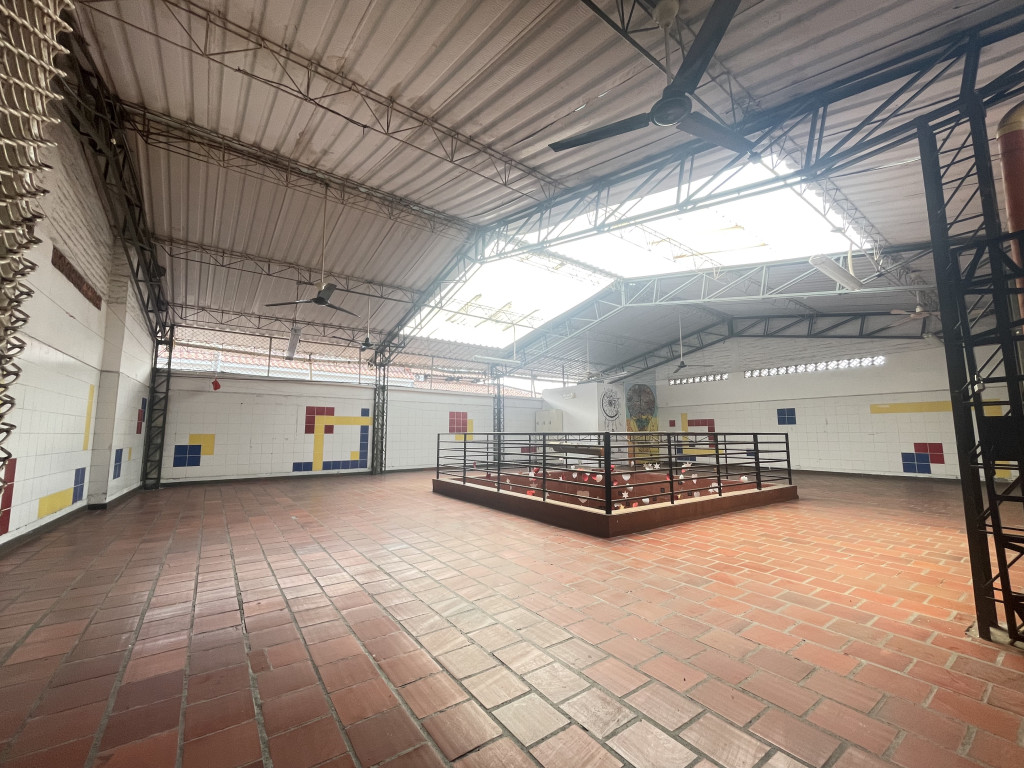Comercial (Casa Para Comercio) En Venta - San Antonio, Cali