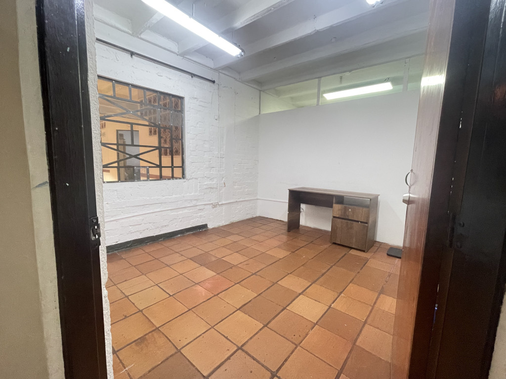 Comercial (Casa Para Comercio) En Venta - San Antonio, Cali