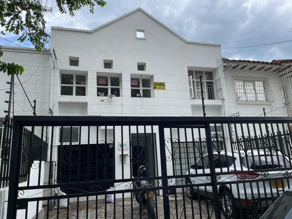 Apartaestudio En Arriendo - San Vicente, Cali