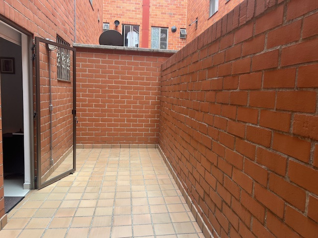 Apartamento En Venta - Ciudad Jardín, Cali