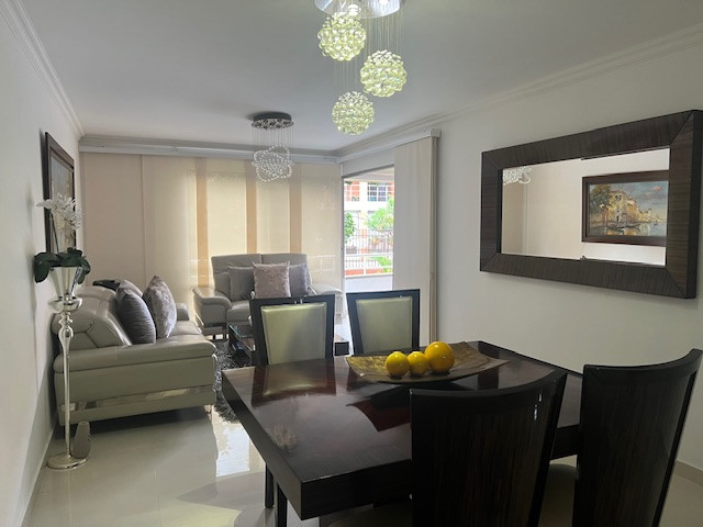 Apartamento En Venta - Ciudad Jardín, Cali