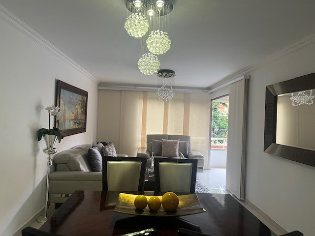 Apartamento En Venta - Ciudad Jardín, Cali