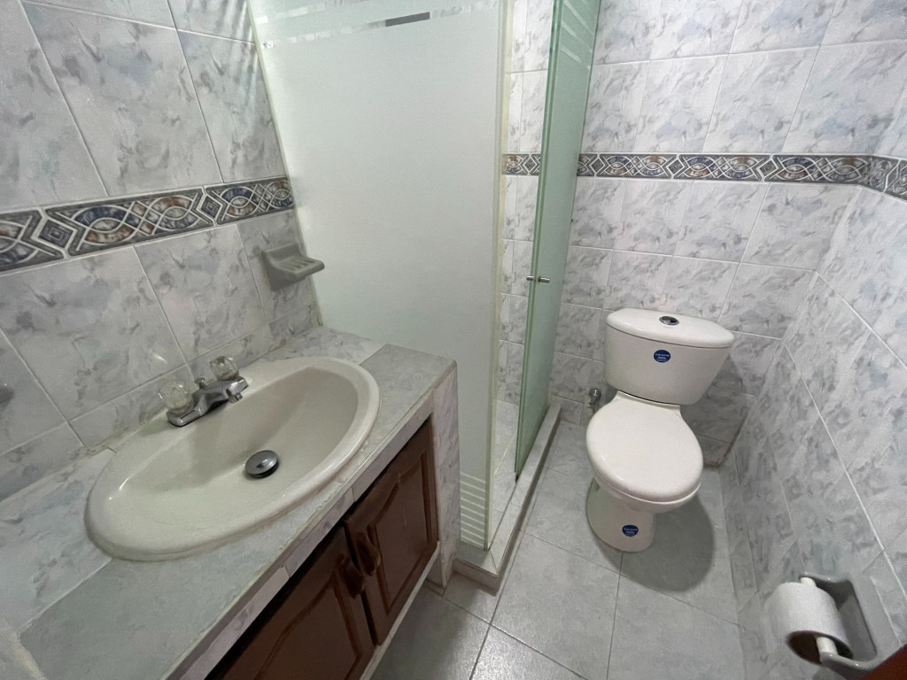 Apartamento En Venta - Colseguros, Cali