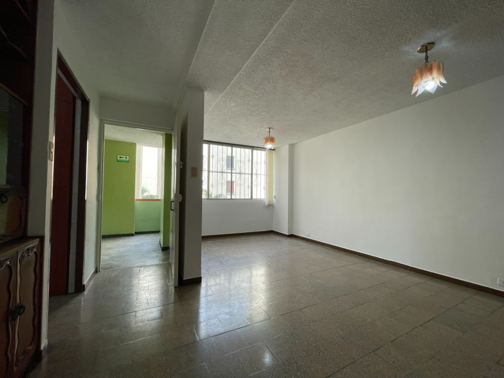 Apartamento En Venta - Colseguros, Cali