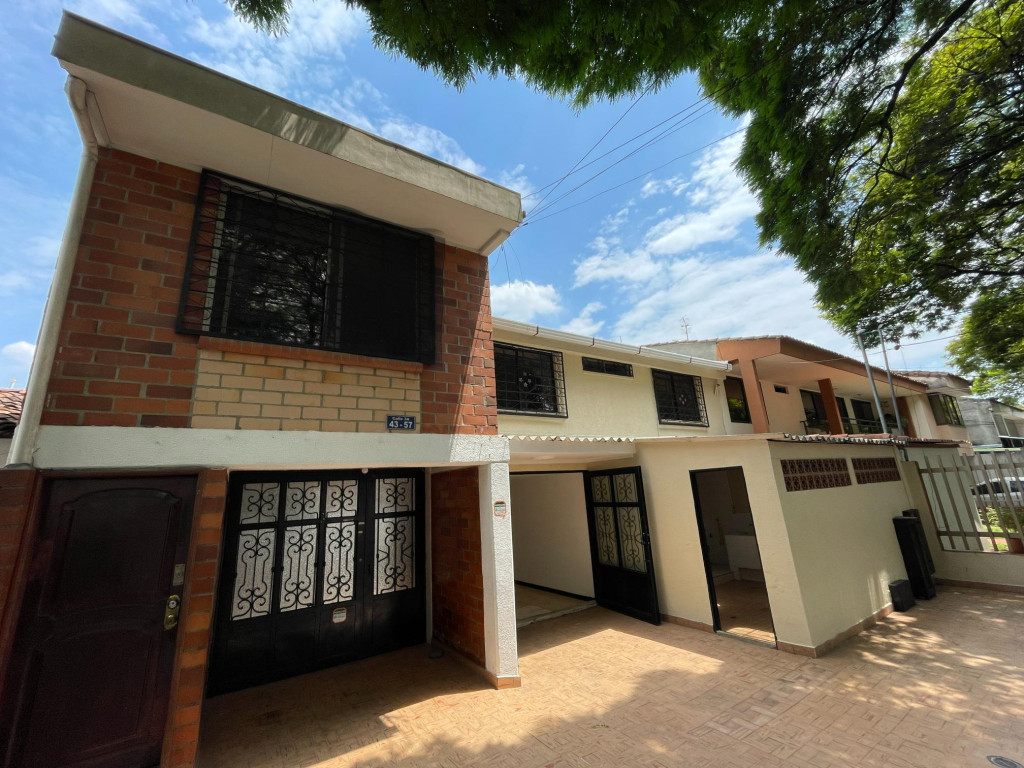 CASA Calle 3 A SUR #43 -57, El Lido, Cali