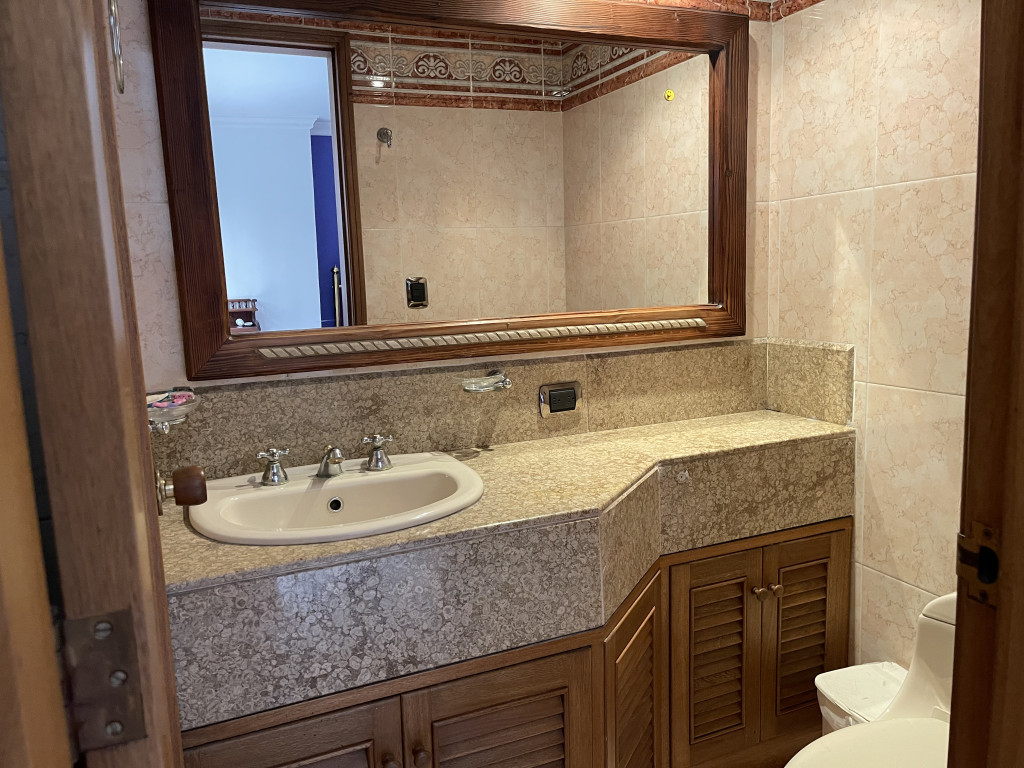 Apartamento En Venta - Santa Teresita, Cali