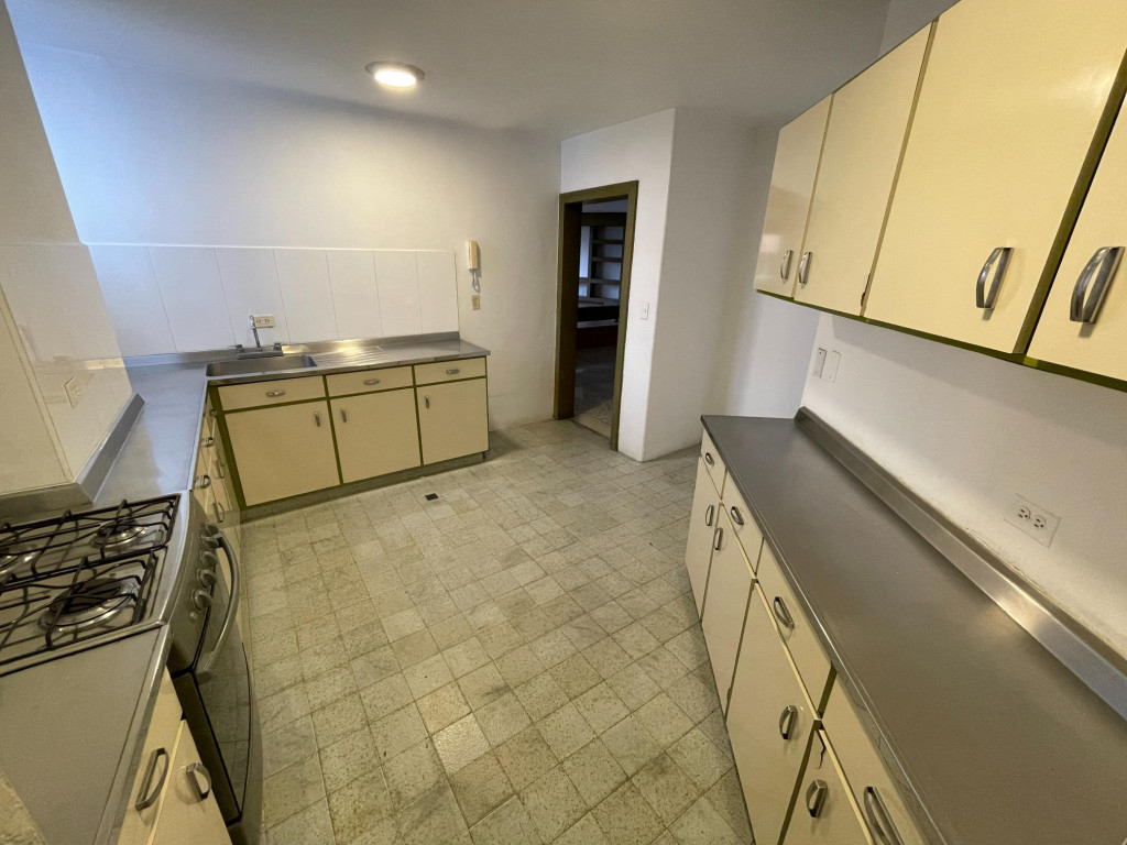 Apartamento En Venta - Santa Teresita, Cali