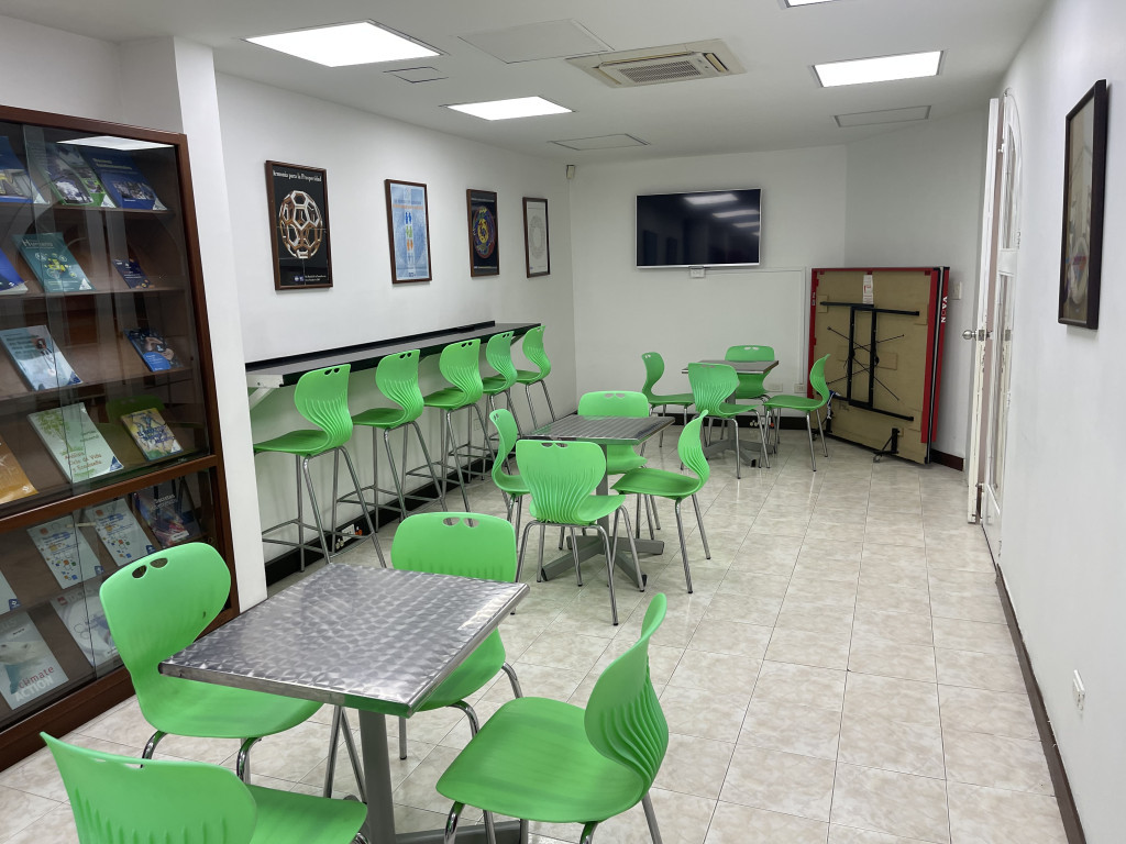 Oficina En Venta - La Flora, Cali
