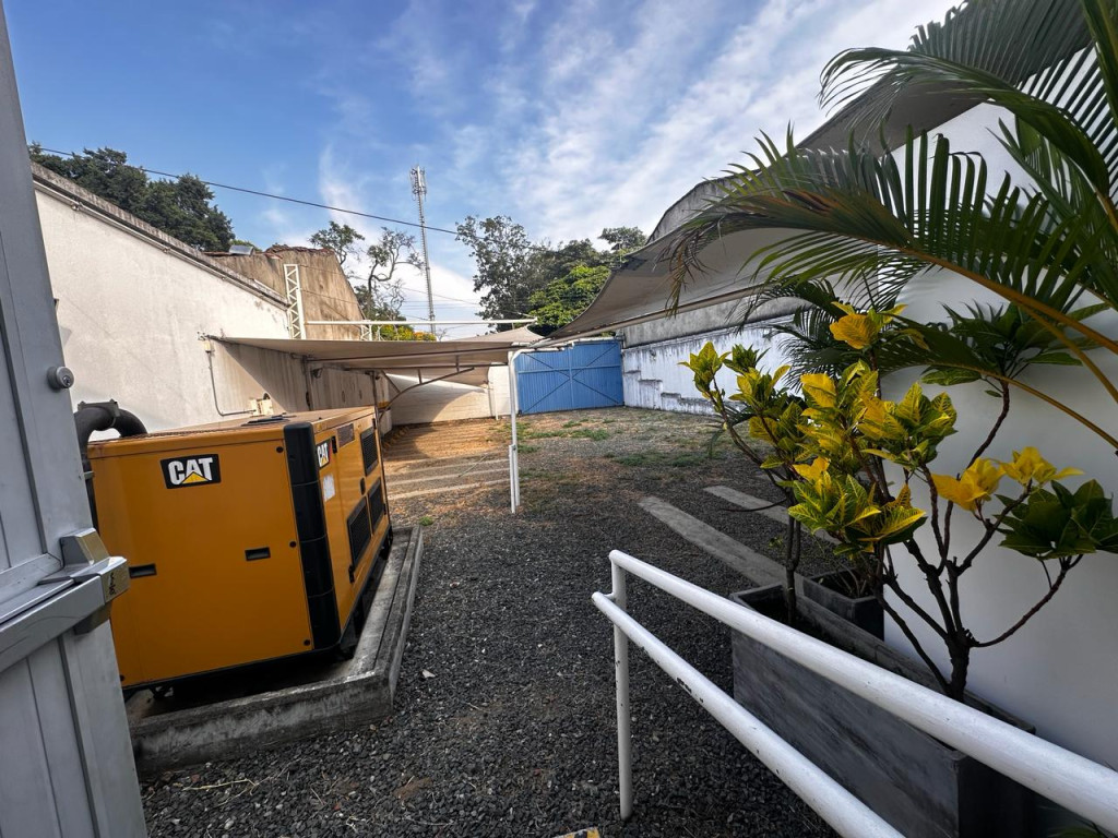 Oficina En Venta - La Flora, Cali