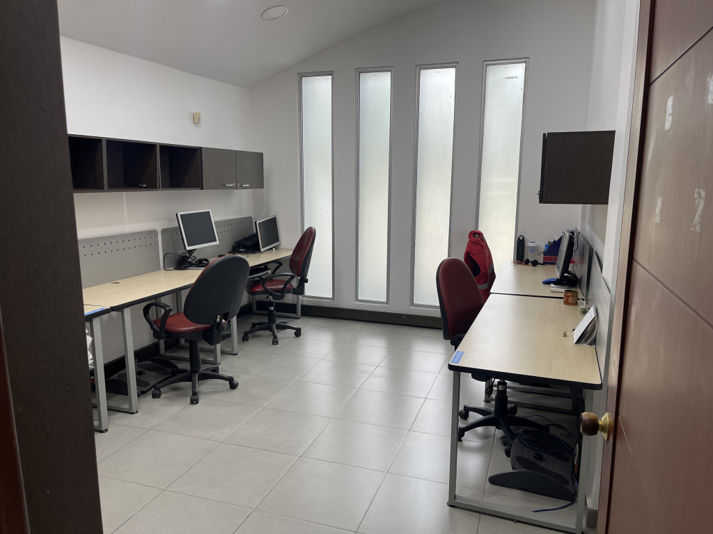 Oficina En Venta - La Flora, Cali