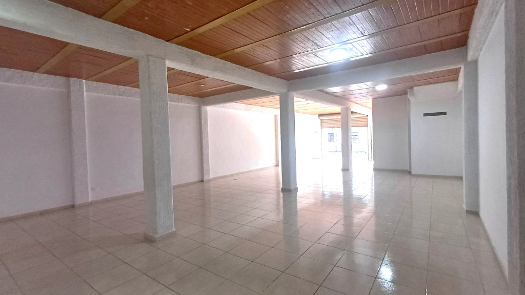 Local En Arriendo - Barrio Nuevo, Palmira