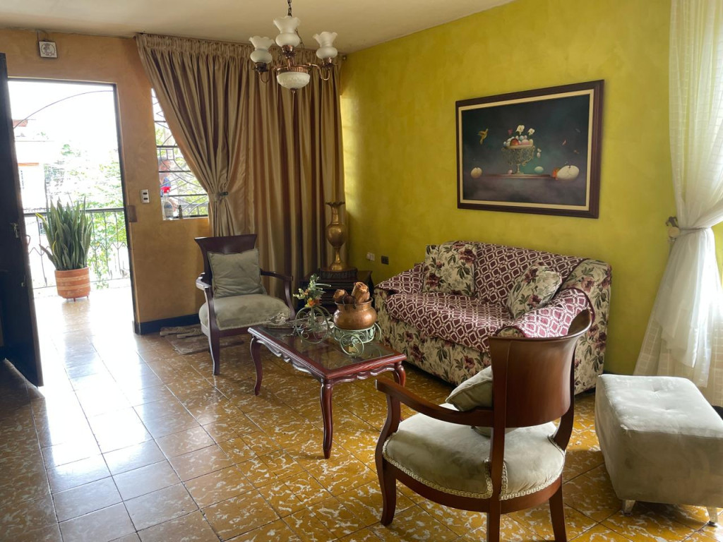 Casa En Venta - Atanasio Girardot, Cali