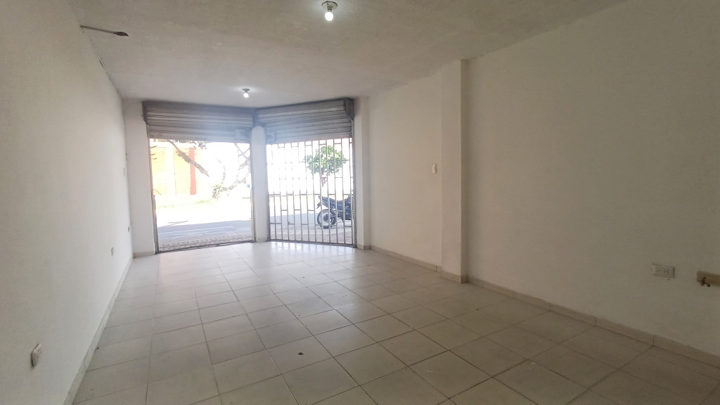 Local En Arriendo - Emilia, Palmira