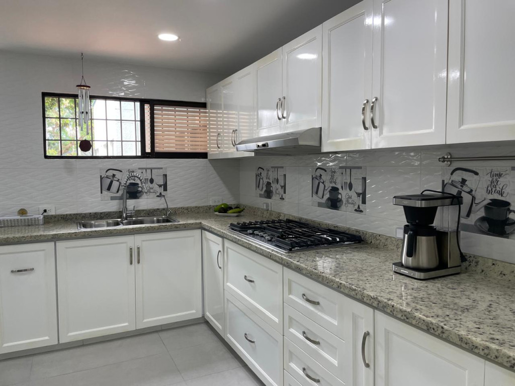 Apartamento En Venta - El Refugio, Cali