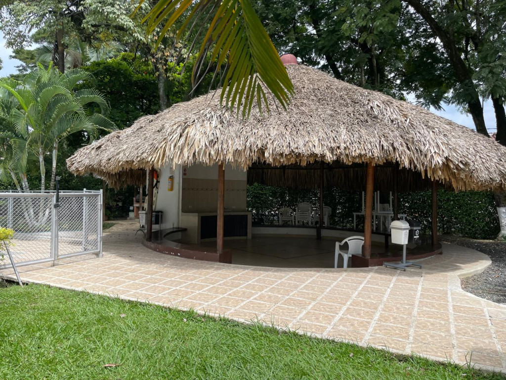 Apartamento En Venta - El Refugio, Cali
