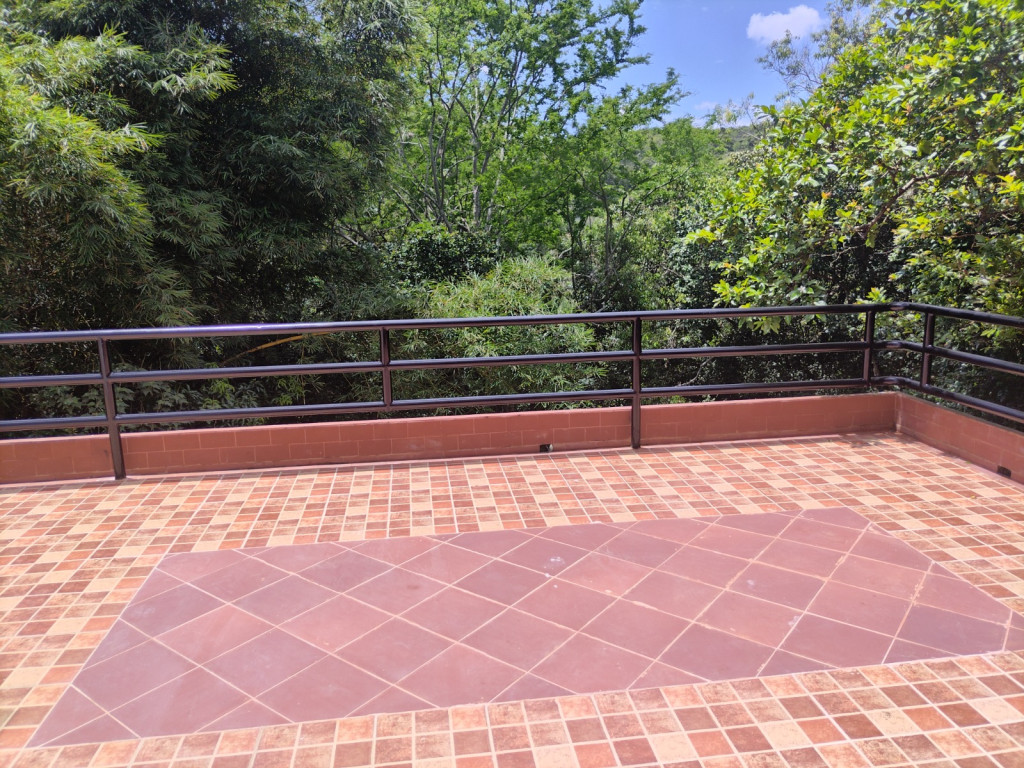 Casa En Arriendo - Mameyal, Cali