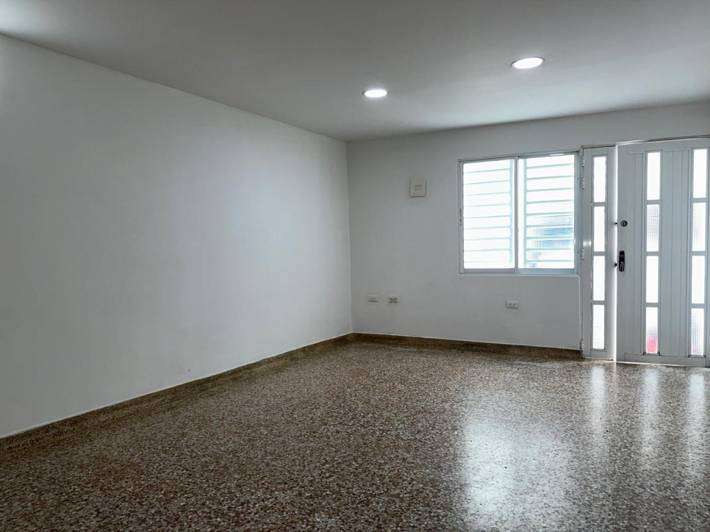 Casa En Arriendo - Granada, Cali