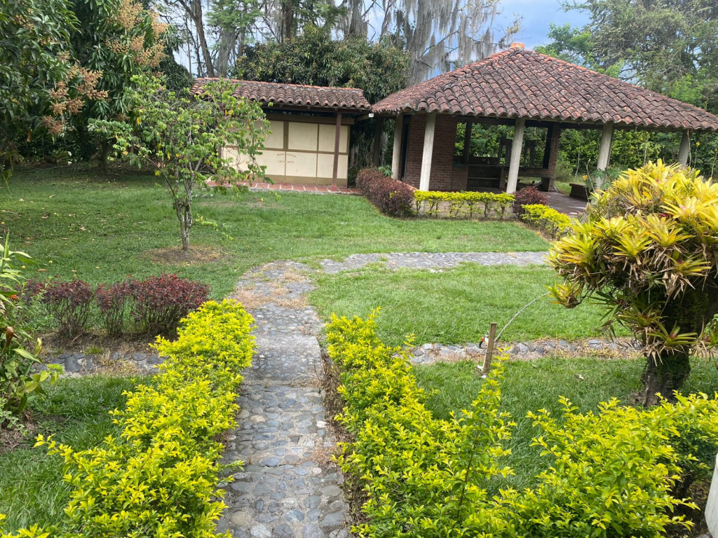 Finca En Venta - Corregimiento De Santa Elena, El Cerrito