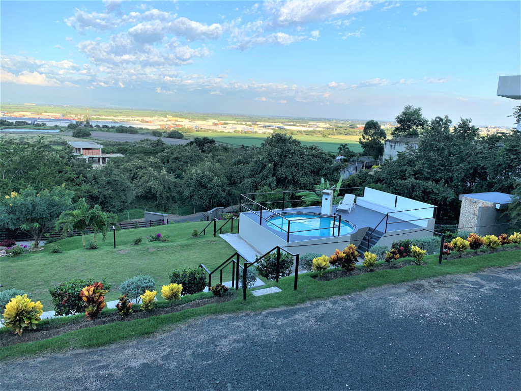Casa En Venta - Parcelación Campestre Laguna Seca, Yumbo