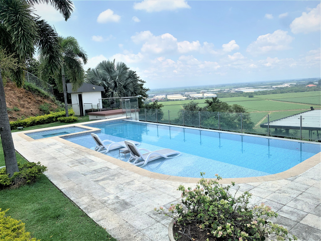 Casa Campestre En Venta - Parcelación Campestre Laguna Seca, Yumbo