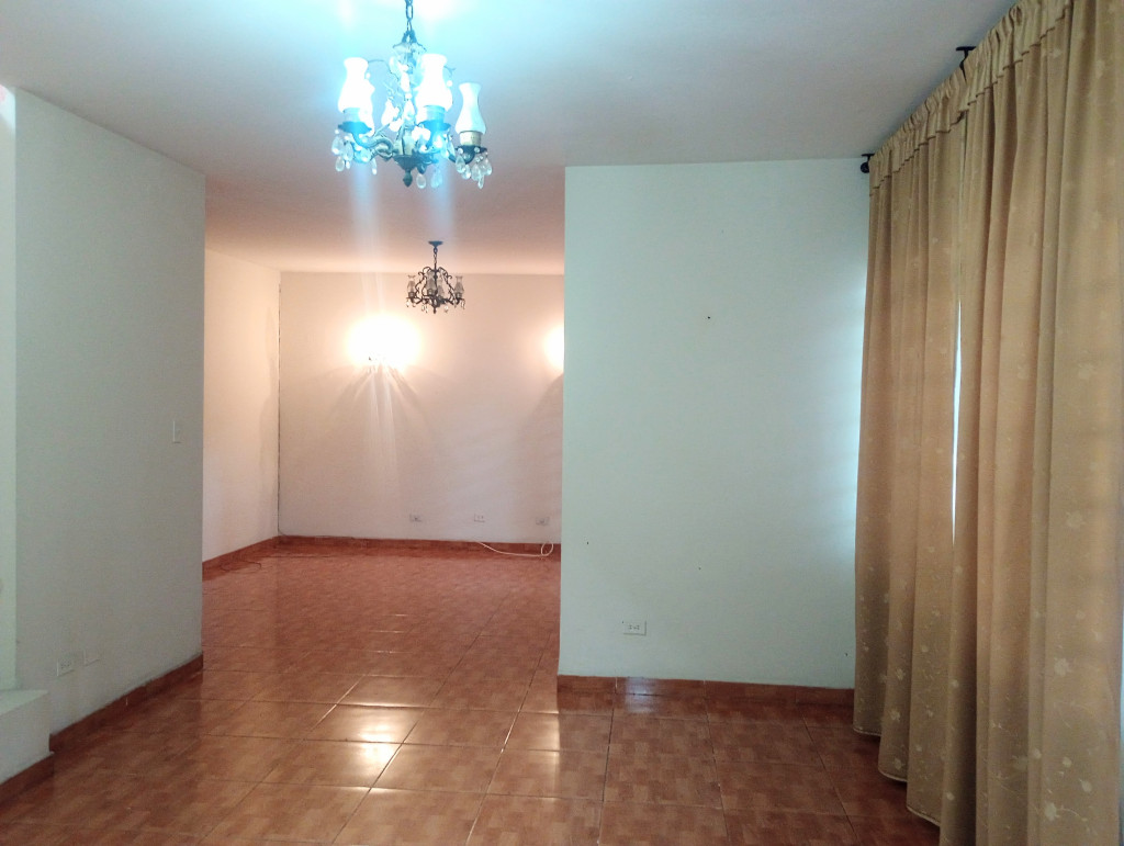 Casa En Venta - Santa Rita, Cali