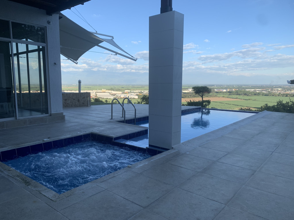 Casa Campestre En Venta - Parcelación Campestre Laguna Seca, Yumbo