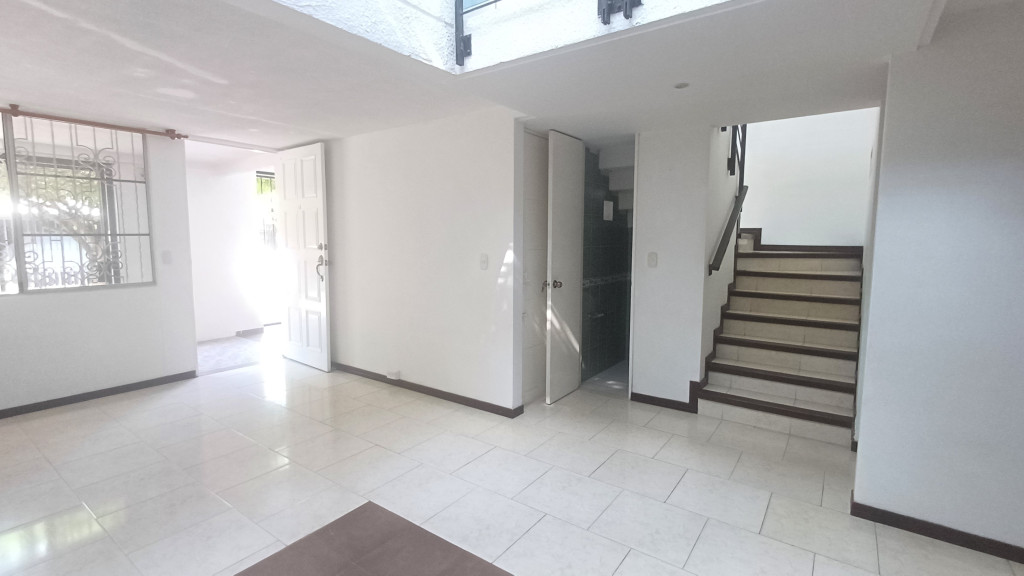 Casa En Arriendo - Urb. Santa Ana, Palmira