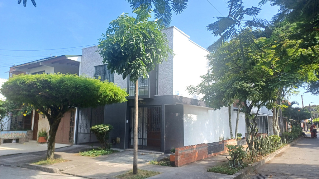 Casa En Arriendo - Urb. Santa Ana, Palmira