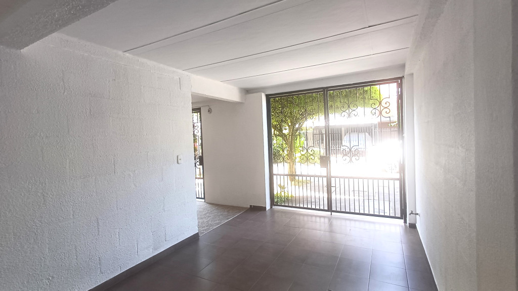 Casa En Arriendo - Urb. Santa Ana, Palmira