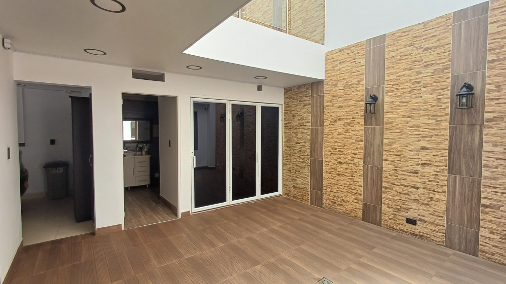 Casa En Venta - El Recreo, Palmira