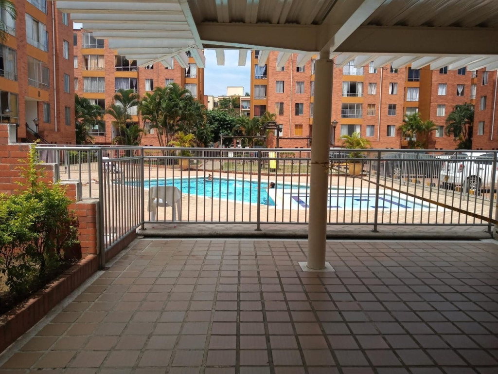 Apartamento En Venta - El Limonar, Cali