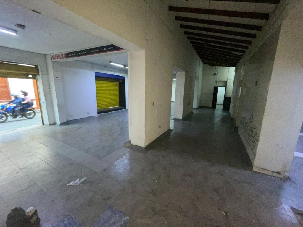 Local En Arriendo/Venta - A Una Cuadra De La Notaria 14 Centro De Cali, Cali