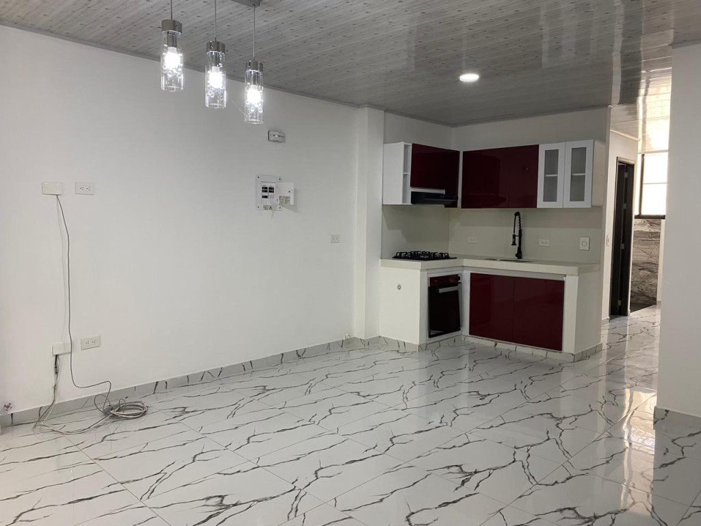 Apartamento En Arriendo - Ciudad 2000, Cali