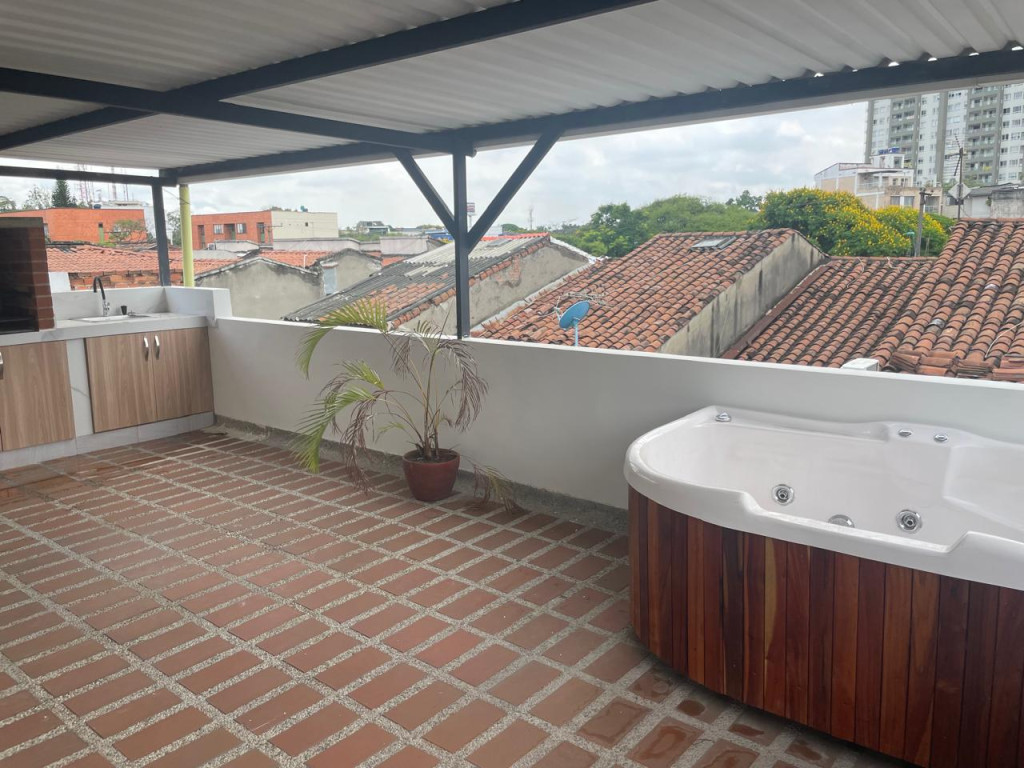 Casa En Arriendo - Urbanización La Flora, Cali